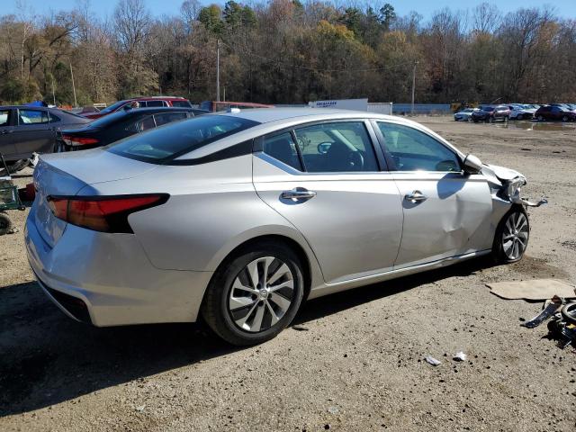 1N4BL4BV7LC240445 - 2020 NISSAN ALTIMA S SILVER photo 3