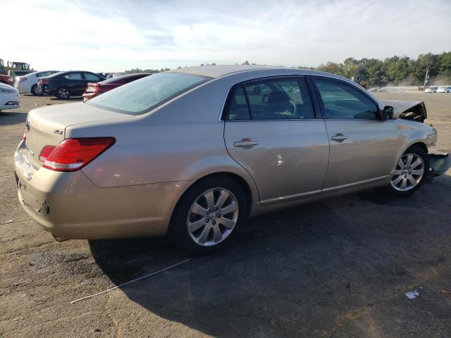 4T1BK36B06U141743 - 2006 TOYOTA AVALON XL GOLD photo 3