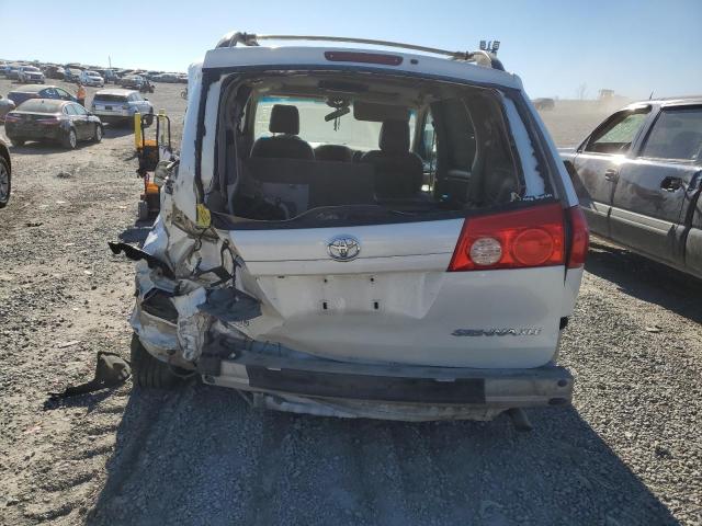 5TDZK22C79S241651 - 2009 TOYOTA SIENNA XLE WHITE photo 6