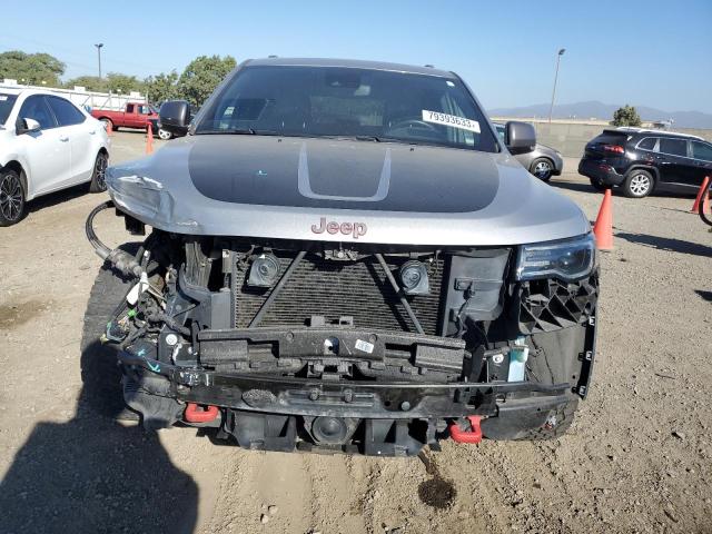 1C4RJFLG6JC327115 - 2018 JEEP GRAND CHER TRAILHAWK 灰色 照片 5
