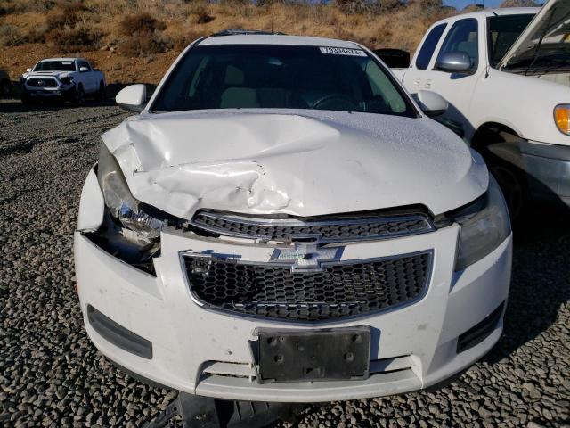 1G1PC5SB8D7203466 - 2013 CHEVROLET CRUZE LT WHITE photo 5