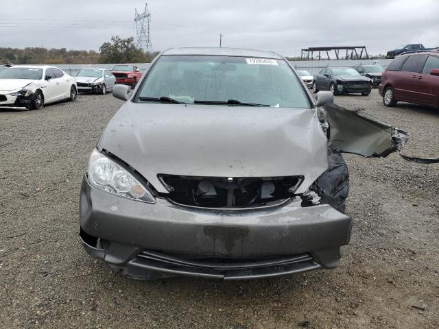 4T1BE30K05U565678 - 2005 TOYOTA CAMRY LE GRAY photo 5