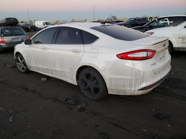 3FA6P0H71GR309273 - 2016 FORD FUSION SE WHITE photo 2