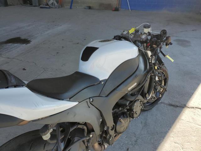 JKAZX4P197A019198 - 2007 KAWASAKI ZX600 P WHITE photo 5