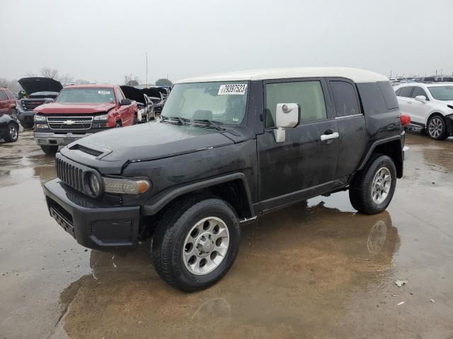 2013 TOYOTA FJ CRUISER, 