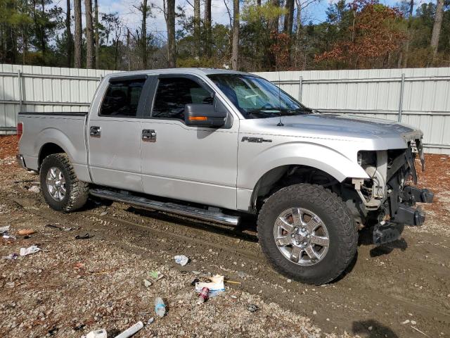 1FTFW1CF4DFB18523 - 2013 FORD F150 SUPERCREW SILVER photo 4