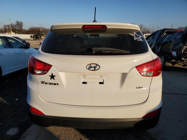 KM8JTCAF7FU050651 - 2015 HYUNDAI TUCSON GLS WHITE photo 6