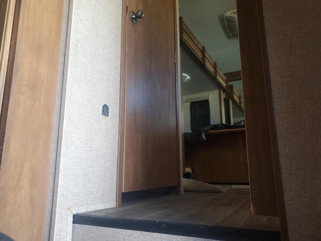 4YDF29329F1532787 - 2015 KEYSTONE SPRINTER BEIGE photo 5