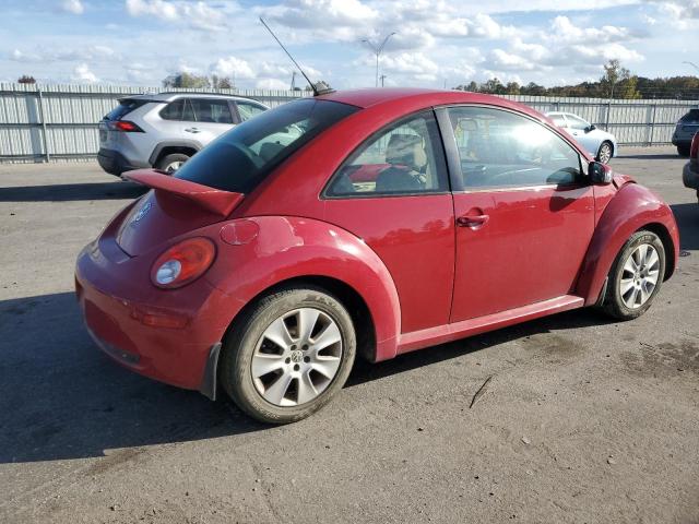 3VWPW3AG8AM014668 - 2010 VOLKSWAGEN NEW BEETLE RED photo 3