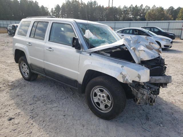 1J4NT1GAXBD230300 - 2011 JEEP PATRIOT SPORT SILVER photo 4