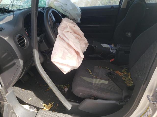 1J4NT1GAXBD230300 - 2011 JEEP PATRIOT SPORT SILVER photo 7