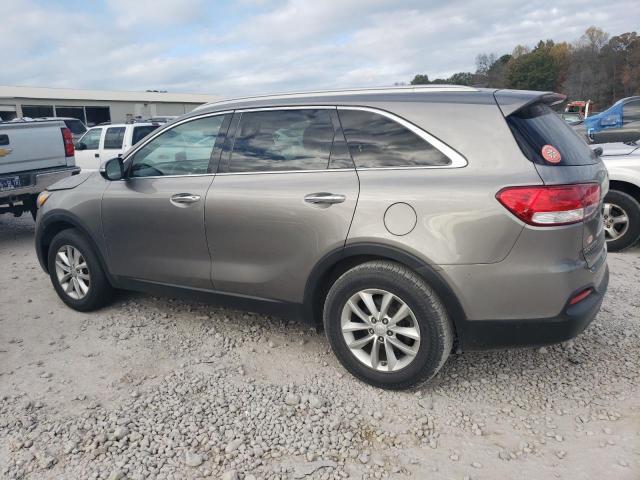 5XYPG4A3XHG237935 - 2017 KIA SORENTO LX GRAY photo 2