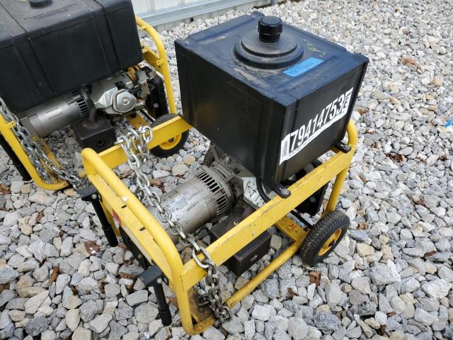 2006C000955 - 2006 MCCL GENERATOR YELLOW photo 2