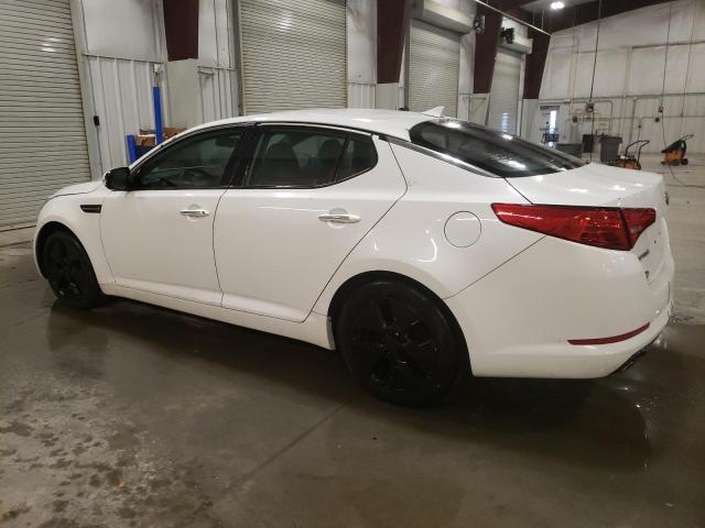 5XXGM4A70DG136185 - 2013 KIA OPTIMA LX WHITE photo 2