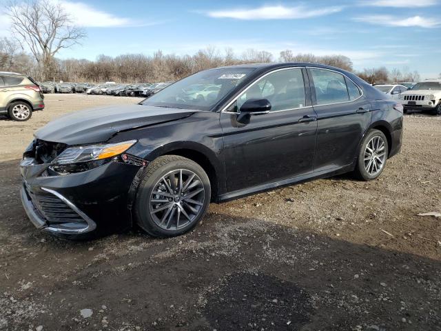 2024 TOYOTA CAMRY XLE, 