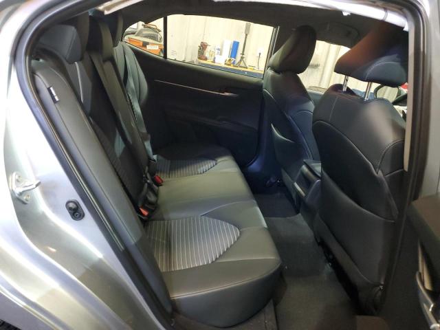 4T1G11AK7PU805283 - 2023 TOYOTA CAMRY SE NIGHT SHADE SILVER photo 10