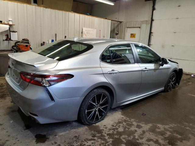 4T1G11AK7PU805283 - 2023 TOYOTA CAMRY SE NIGHT SHADE SILVER photo 3