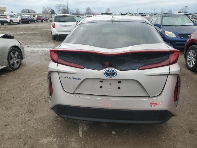 JTDKARFP3H3041683 - 2017 TOYOTA PRIUS PRIM 银色 照片 6