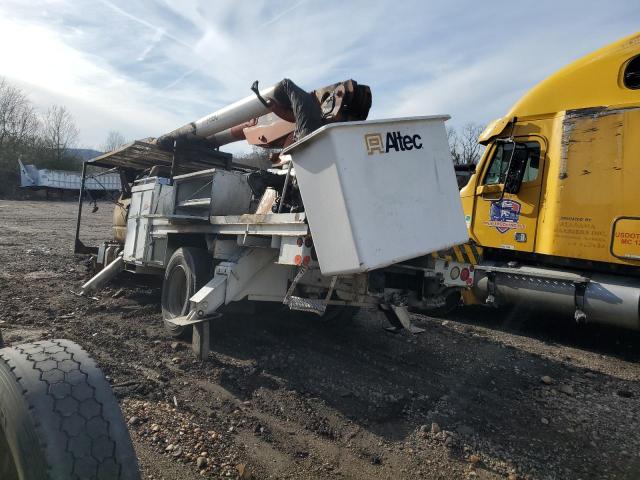 1GBM7H1C22J514423 - 2002 CHEVROLET C-SERIES C7H042 白色 照片 3