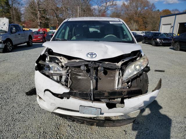 5TDZK3DC4CS258479 - 2012 TOYOTA SIENNA WHITE photo 5