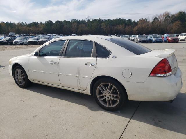 2G1WU583081236490 - 2008 CHEVROLET IMPALA LTZ WHITE photo 2