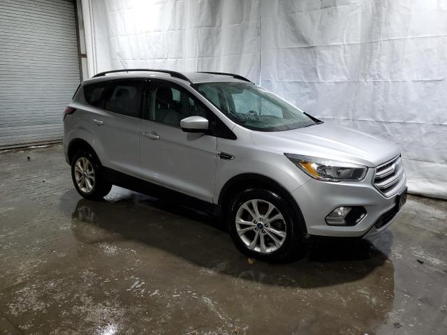 1FMCU0GD6JUC90504 - 2018 FORD ESCAPE SE SILVER photo 4