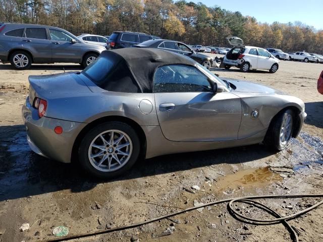 4USBT33505LS56342 - 2005 BMW Z4 2.5 GRAY photo 3