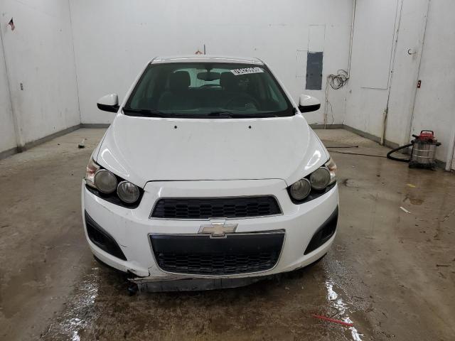 1G1JA6SH8F4190406 - 2015 CHEVROLET SONIC LS WHITE photo 5