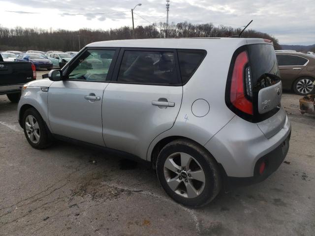 KNDJN2A26K7677498 - 2019 KIA SOUL GRAY photo 2