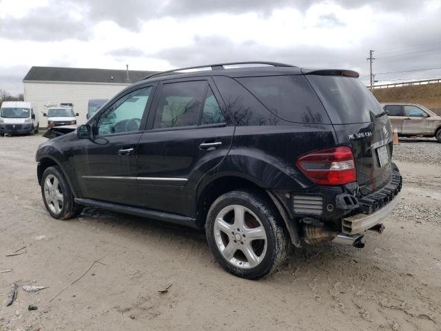 4JGBB22E68A351827 - 2008 MERCEDES-BENZ ML 320 CDI BLACK photo 2