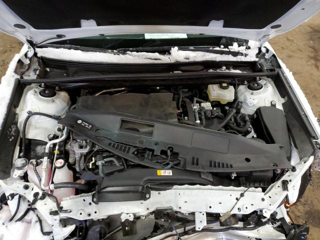 4T1B21HK7NU018084 - 2022 TOYOTA CAMRY XLE WHITE photo 11