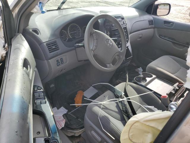 5TDZA23C05S313690 - 2005 TOYOTA SIENNA CE SILVER photo 8