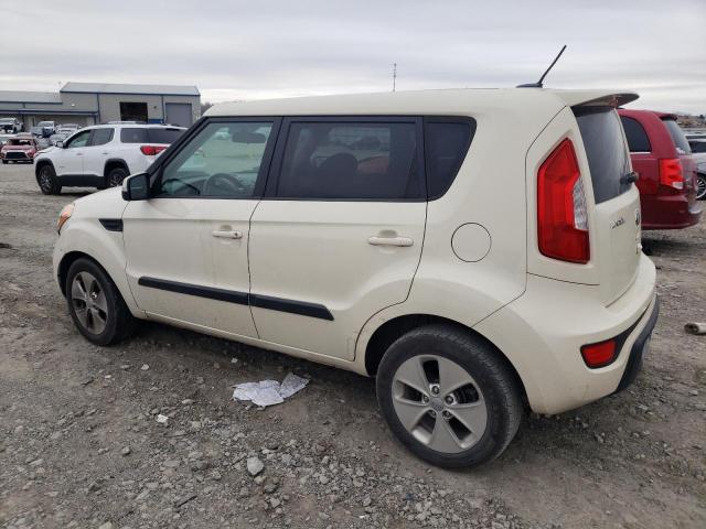 KNDJT2A67D7537729 - 2013 KIA SOUL + CREAM photo 2