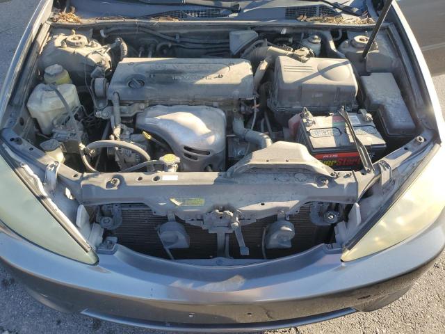 4T1BE32K05U992002 - 2005 TOYOTA CAMRY LE GRAY photo 11