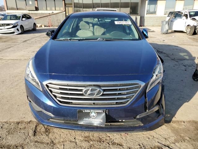 5NPE24AF6FH209670 - 2015 HYUNDAI SONATA SE BLUE photo 5