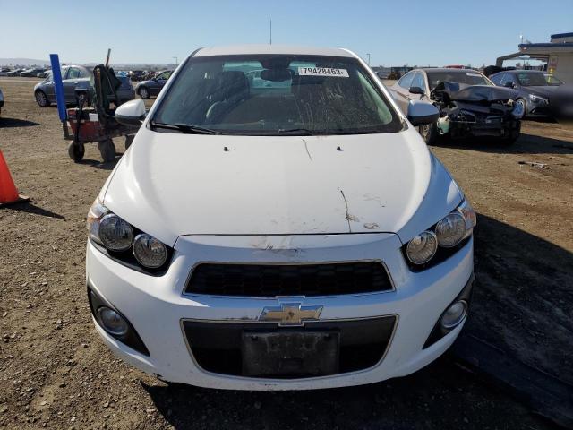 1G1JE5SB8F4181859 - 2015 CHEVROLET SONIC LTZ WHITE photo 5