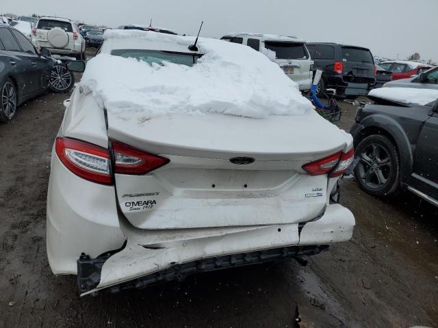 3FA6P0T96GR268177 - 2016 FORD FUSION SE WHITE photo 6