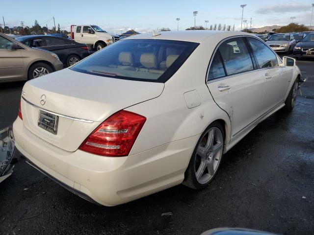 WDDNG7DB2CA470783 - 2012 MERCEDES-BENZ S 550 WHITE photo 3