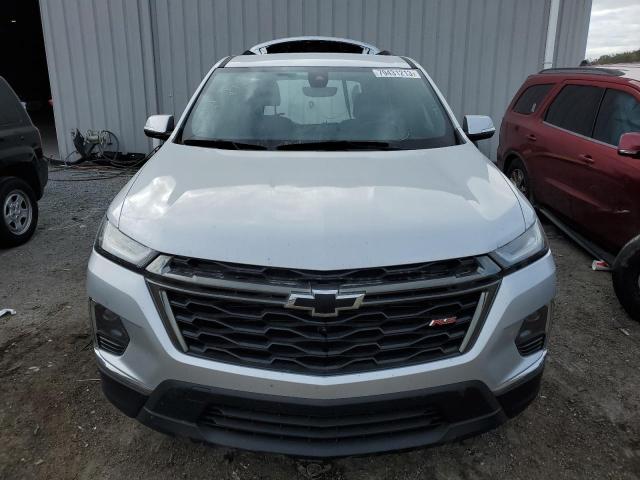 1GNERJKW8NJ139286 - 2022 CHEVROLET TRAVERSE RS SILVER photo 5