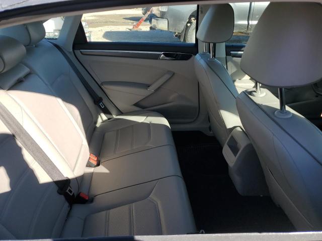 1VWDT7A34HC043015 - 2017 VOLKSWAGEN PASSAT R-LINE Մոխրագույն լուսանկար 10