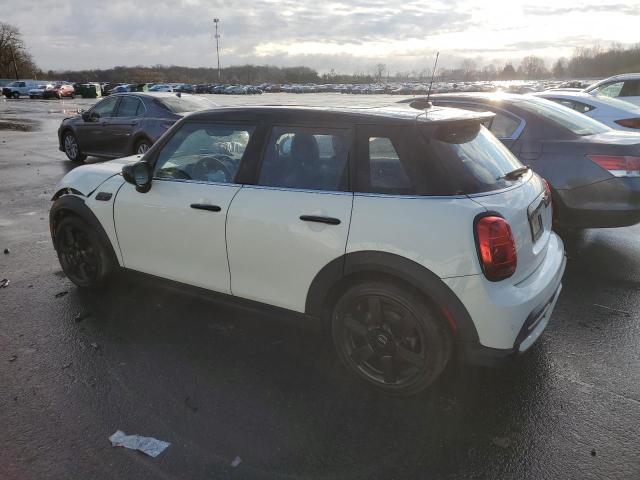 WMW53DK08N2R19920 - 2022 MINI COOPER S WHITE photo 2