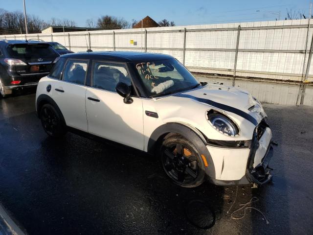 WMW53DK08N2R19920 - 2022 MINI COOPER S WHITE photo 4