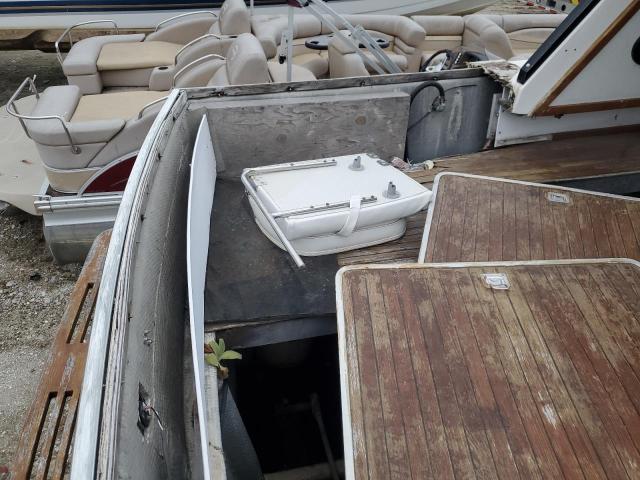 TRJ060850676 - 1976 TROJ BOAT WHITE photo 6