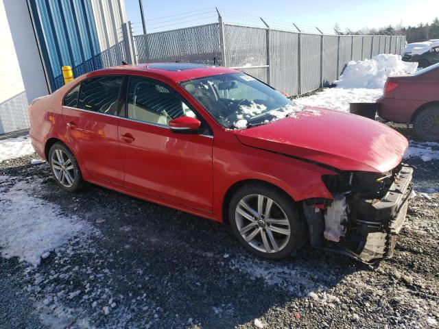 3VWLA7AJ4FM236857 - 2015 VOLKSWAGEN JETTA TDI RED photo 4