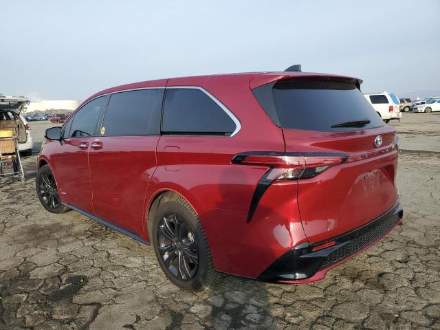 5TDXRKEC6MS022929 - 2021 TOYOTA SIENNA XSE RED photo 2