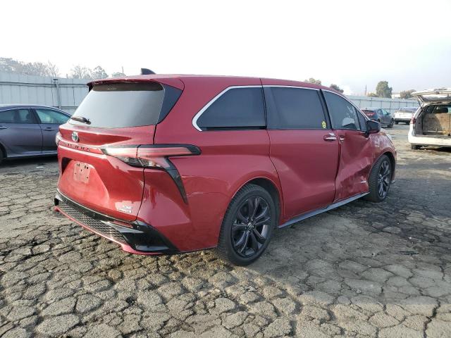 5TDXRKEC6MS022929 - 2021 TOYOTA SIENNA XSE RED photo 3