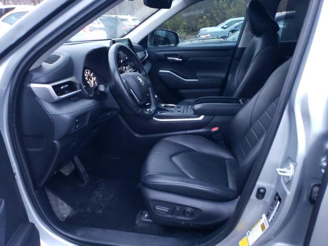 5TDGZRBH5MS543844 - 2021 TOYOTA HIGHLANDER XLE SILVER photo 7
