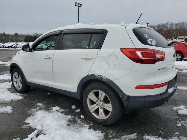 KNDPB3A2XC7227122 - 2012 KIA SPORTAGE BASE WHITE photo 2