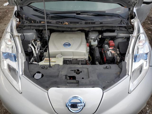 1N4AZ0CP5FC317630 - 2015 NISSAN LEAF S SILVER photo 11