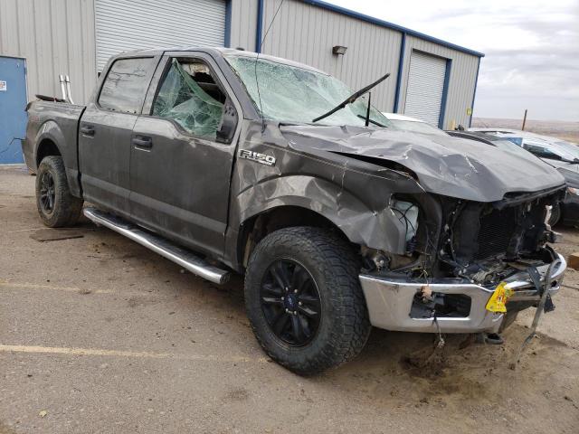 1FTEW1EP5JKF35895 - 2018 FORD F150 SUPERCREW GRAY photo 4